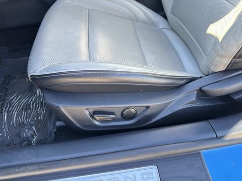 Used 2024 Ford Mustang Premium image 8