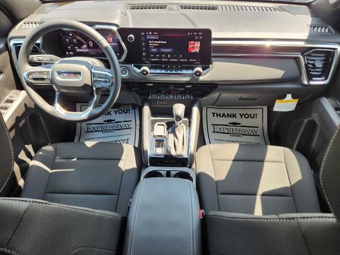 New 2025 GMC Canyon Elevation w/ Convenience Package image 9