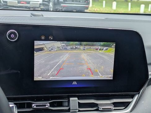 Used 2025 Chevrolet Equinox LT FWD image 19