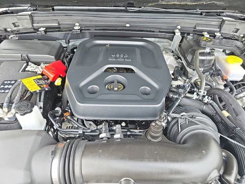 Used 2024 Jeep Wrangler Sport S image 33