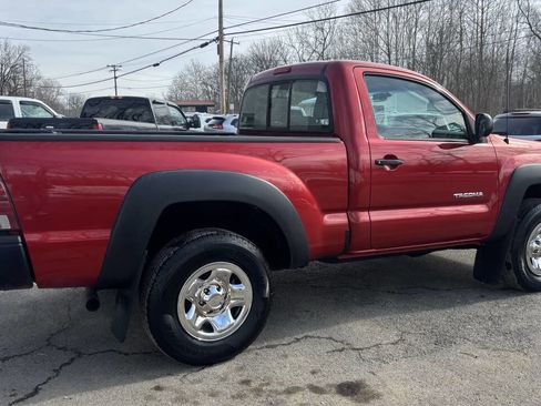 Used 2010 Toyota Tacoma 4x4 Regular Cab image 11