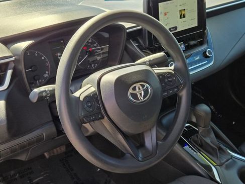 Used 2024 Toyota Corolla LE FWD image 24