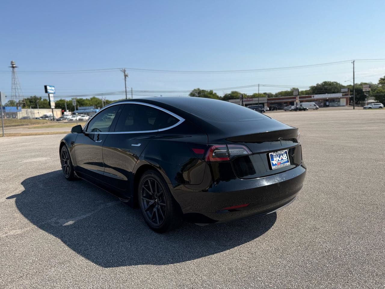 Used 2020 Tesla Model 3 Standard Range RWD image 5