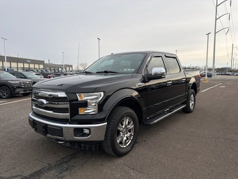Used 2017 Ford F150 Lariat image 3
