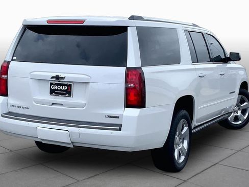 Used 2017 Chevrolet Suburban Premier RWD image 13