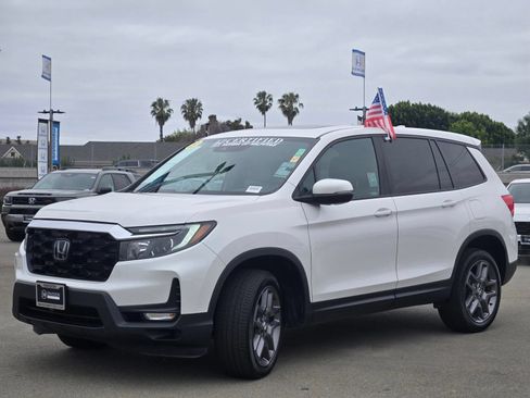 Used 2023 Honda Passport EX-L image 3