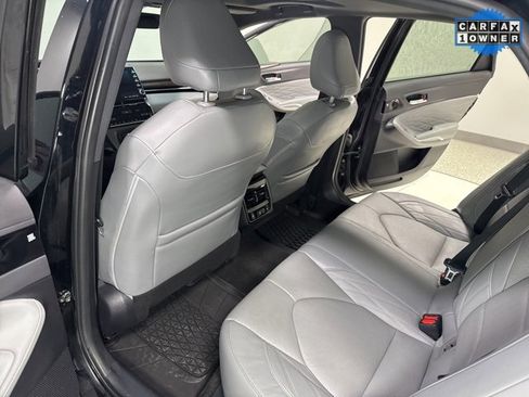 Used 2022 Toyota Avalon Limited w/ Advanced Safety Package image 23