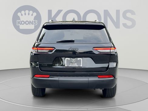 Used 2025 Jeep Grand Cherokee L Altitude AWD/4WD image 10