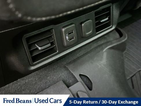 Used 2022 Chevrolet Silverado 1500 LT image 26