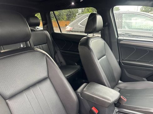 Used 2022 Volkswagen Tiguan SE R-Line AWD/4WD image 33