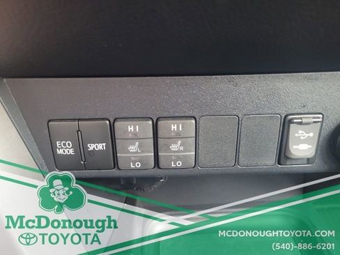 Used 2018 Toyota RAV4 Limited w/ All Weather Liner Package image 31
