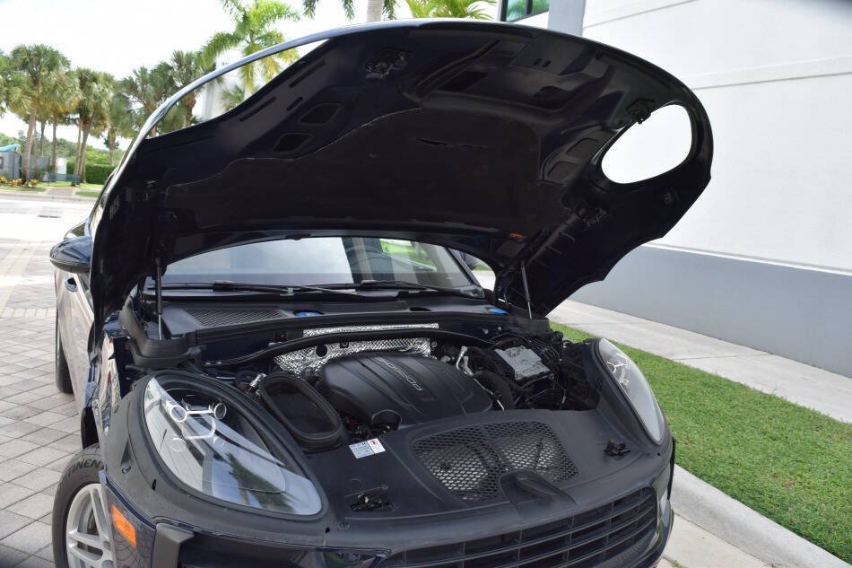 Used 2019 Porsche Macan AWD/4WD image 91