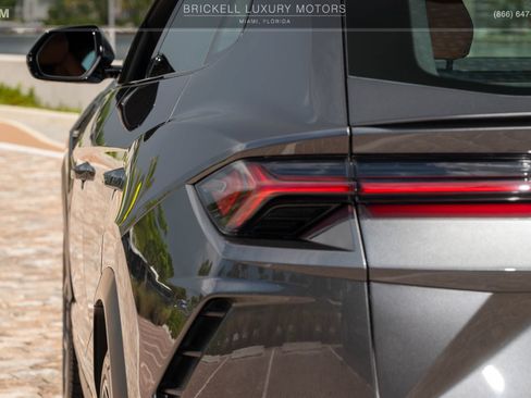 Used 2019 Lamborghini Urus AWD/4WD image 62