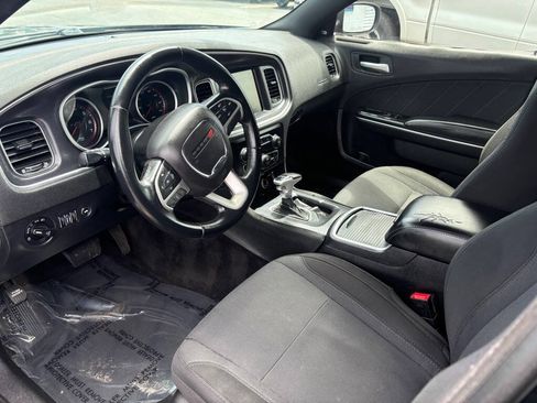 Used 2016 Dodge Charger SXT AWD/4WD image 8