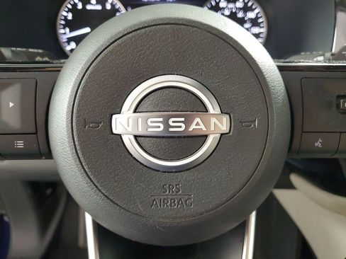 Used 2022 Nissan Pathfinder SV FWD image 22
