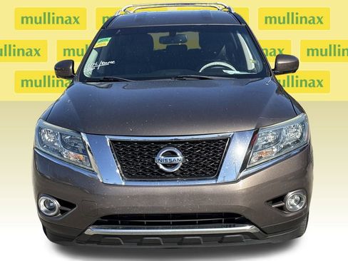 Used 2015 Nissan Pathfinder SL w/ SL Tech Package image 15