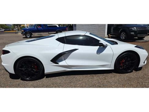 Used 2023 Chevrolet Corvette Stingray Preferred Cpe w/ LPO, Roadside Safety Package RWD image 3