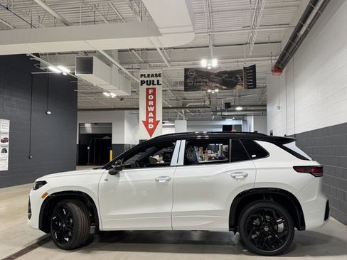 New 2026 Volkswagen Tiguan SE R-Line image 34