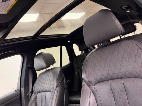 Used 2020 BMW X5 M50i image 14