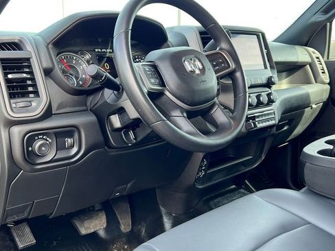 Used 2022 RAM 2500 Tradesman w/ Chrome Appearance Group image 22