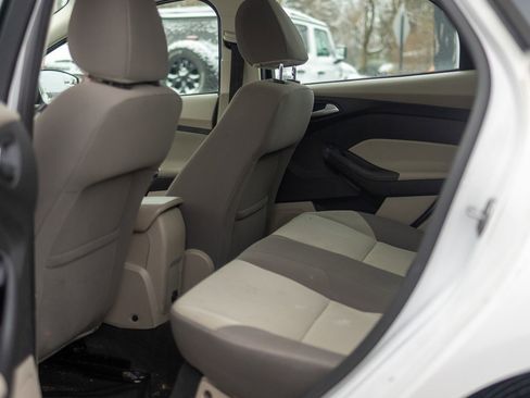 Used 2013 Ford Focus SE image 23