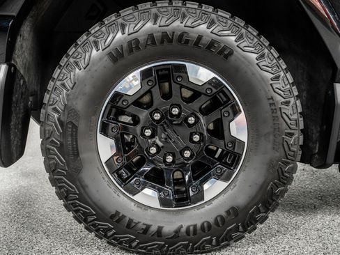 Used 2024 GMC Hummer EV 3X w/ Extreme Off-Road Package image 44