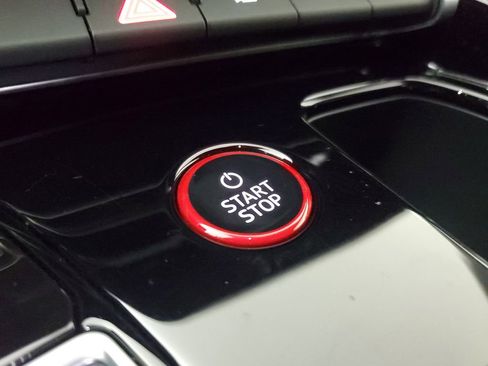 Used 2023 Audi RS e-tron GT w/ Carbon Performance Package image 33