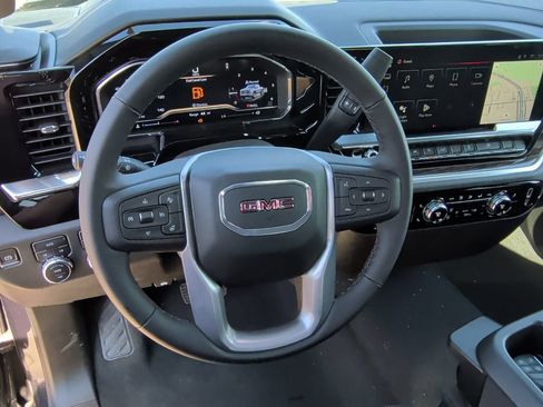 New 2025 GMC Sierra 1500 Elevation AWD/4WD image 16