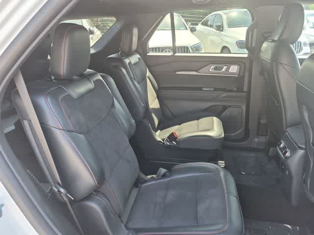 Used 2025 Ford Explorer ST w/ Sun And Sound Package AWD/4WD image 21