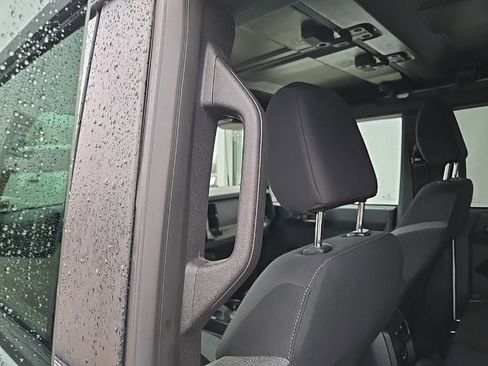 Used 2025 Ford Bronco Big Bend image 84