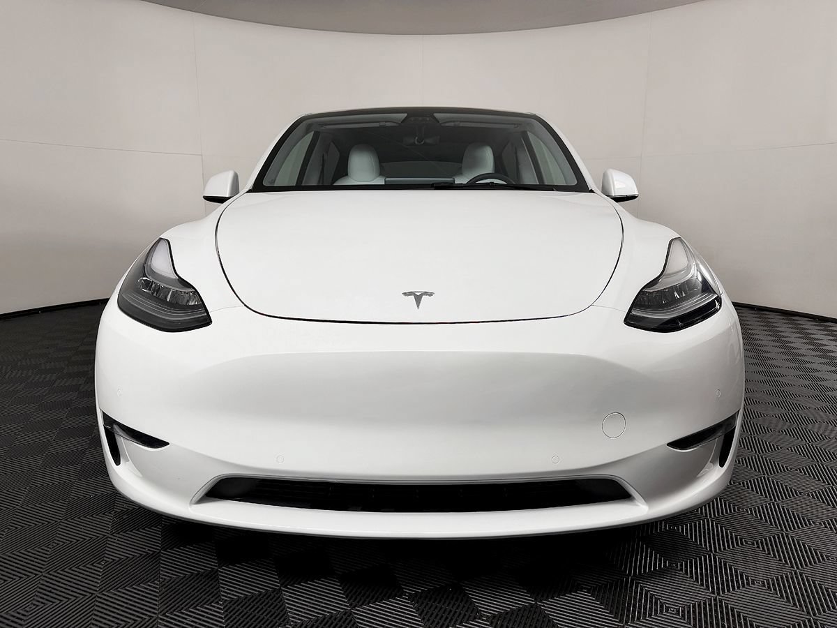 Used 2021 Tesla Model Y Long Range AWD/4WD image 4