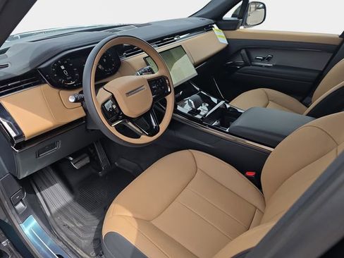 New 2026 Land Rover Range Rover Sport Dynamic SE AWD/4WD image 13