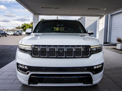 Used 2022 Jeep Grand Wagoneer Series II image 7