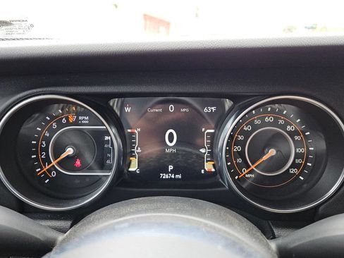 Used 2021 Jeep Gladiator Overland w/ Popular Equipment Package AWD/4WD image 23