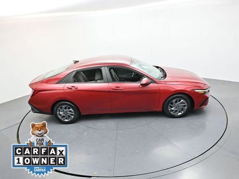 Used 2024 Hyundai Elantra SEL FWD image 26