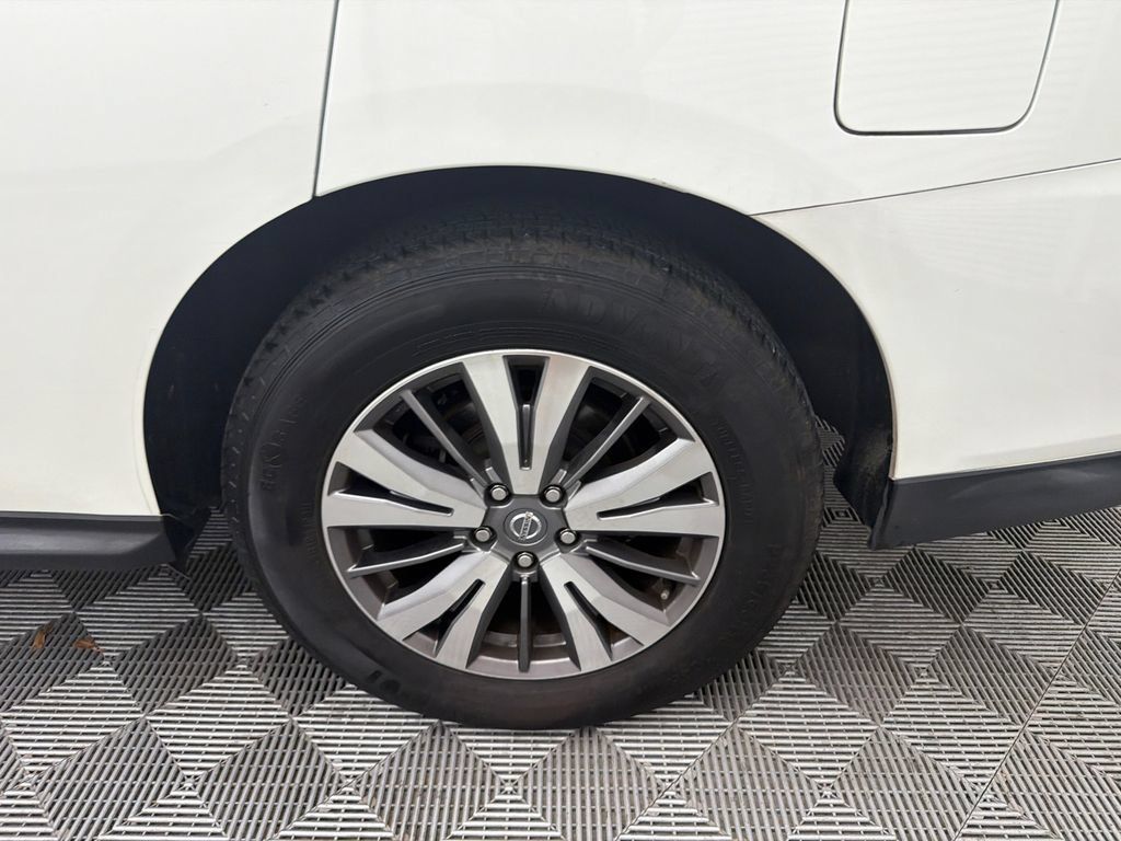 Used 2020 Nissan Pathfinder SL FWD image 22