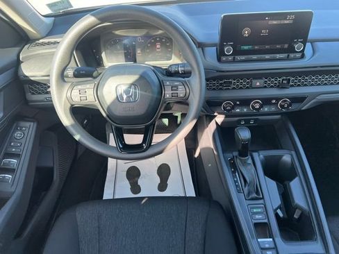Used 2025 Honda Accord LX image 16