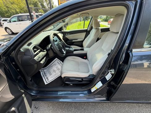 Used 2019 Honda Insight EX image 10