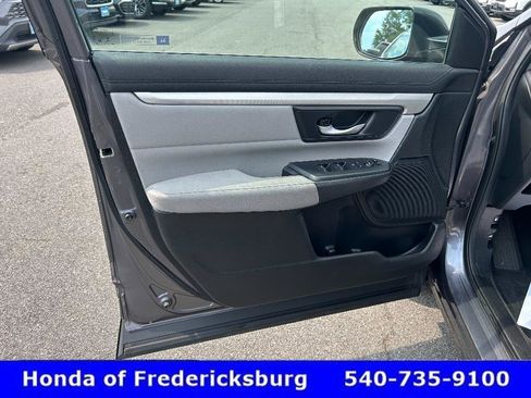 Certified 2017 Honda CR-V LX image 9