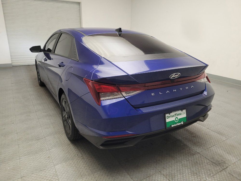 Used 2022 Hyundai Elantra SEL w/ Convenience Package FWD image 6