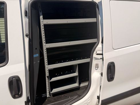 Used 2018 RAM ProMaster City Tradesman SLT FWD image 18