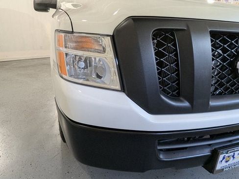 Used 2021 Nissan NV 2500 S image 36