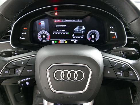 Used 2023 Audi Q7 3.0T Premium Plus w/ Premium Plus Package AWD/4WD image 16