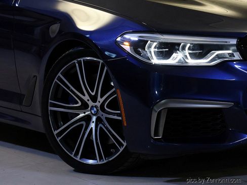 Used 2020 BMW M550i xDrive M550i xDrive w/ Executive Package image 3