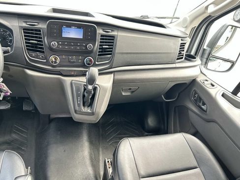 Used 2022 Ford Transit 350 DRW RWD image 30