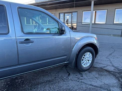 Used 2017 Nissan Frontier SV w/ SV Value Truck Package AWD/4WD image 25