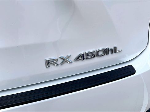 Used 2022 Lexus RX 450hL AWD w/ Premium Package image 10