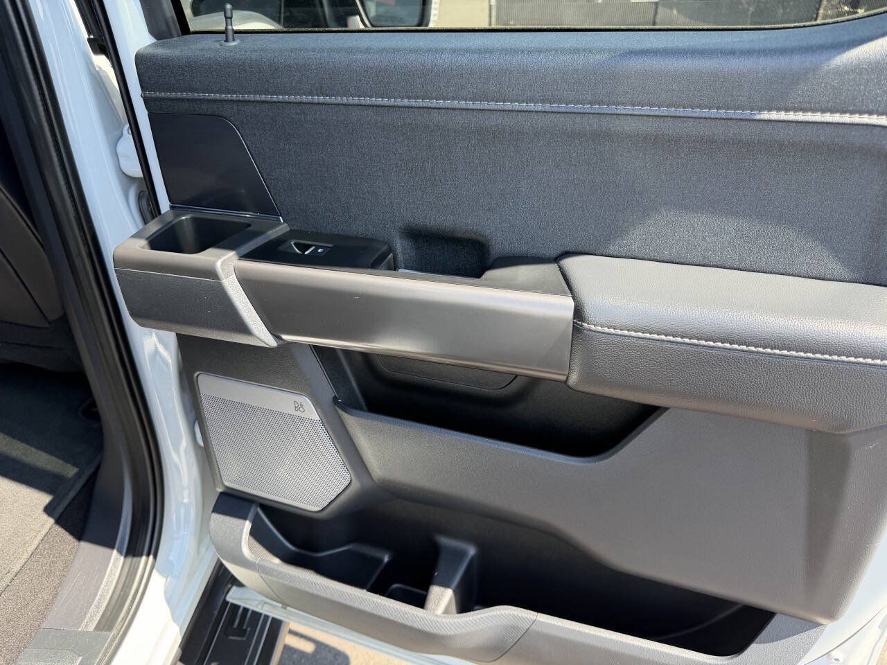 Used 2024 Ford F150 Lariat AWD/4WD image 25