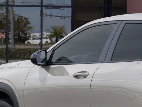 New 2026 Chevrolet Trax RS w/ Sunroof Package FWD image 12