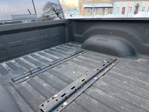 Used 2018 RAM 3500 Laramie image 12